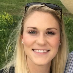 Meet your Posher, Elizabeth